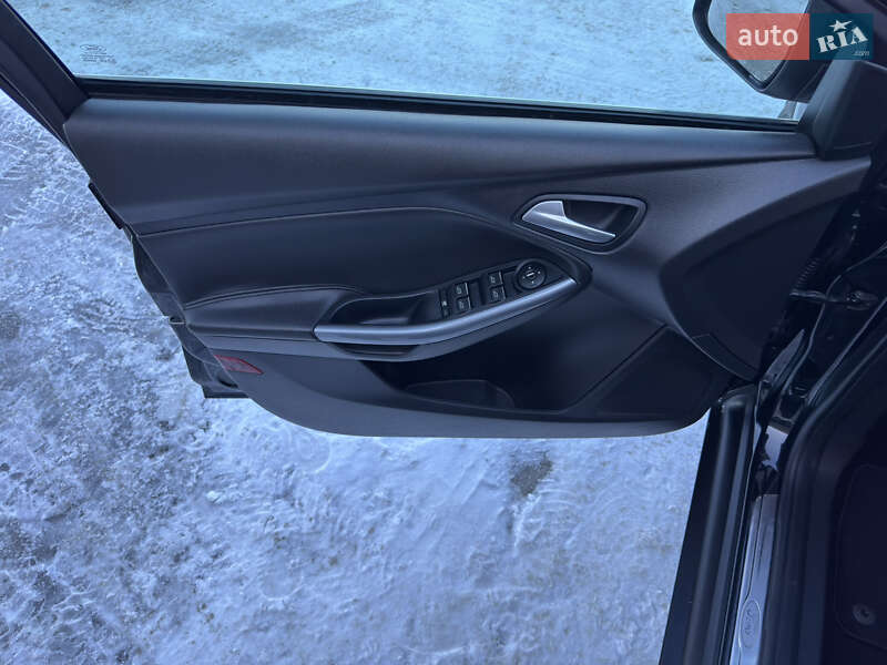 Хетчбек Ford Focus 2012 в Стрию фото 69 Хетчбек Ford Focus 2012 в Стрию
