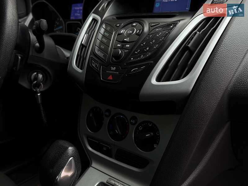 Седан Ford Focus 2012 в Николаеве фото 20 Седан Ford Focus 2012 в Николаеве