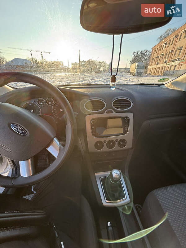 Хэтчбек Ford Focus 2007 в Полтаве