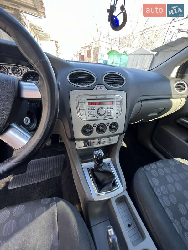 Хэтчбек Ford Focus 2008 в Кривом Роге