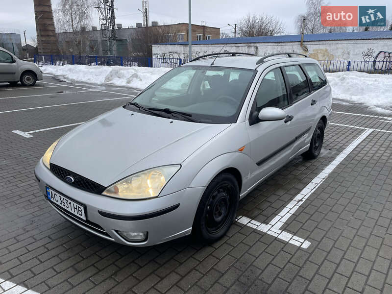 Універсал Ford Focus 2001 в Нововолинську