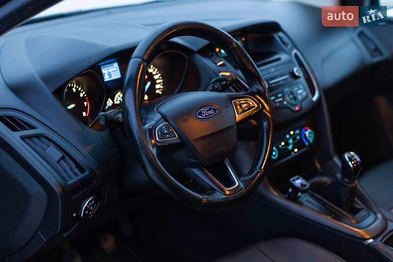 Хетчбек Ford Focus 2017 в Хмельницькому