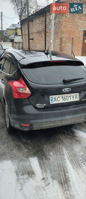 Хетчбек Ford Focus 2012 в Володимирі фото 5 Хетчбек Ford Focus 2012 в Володимирі