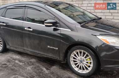 Хэтчбек Ford Focus 2012 в Владимире
