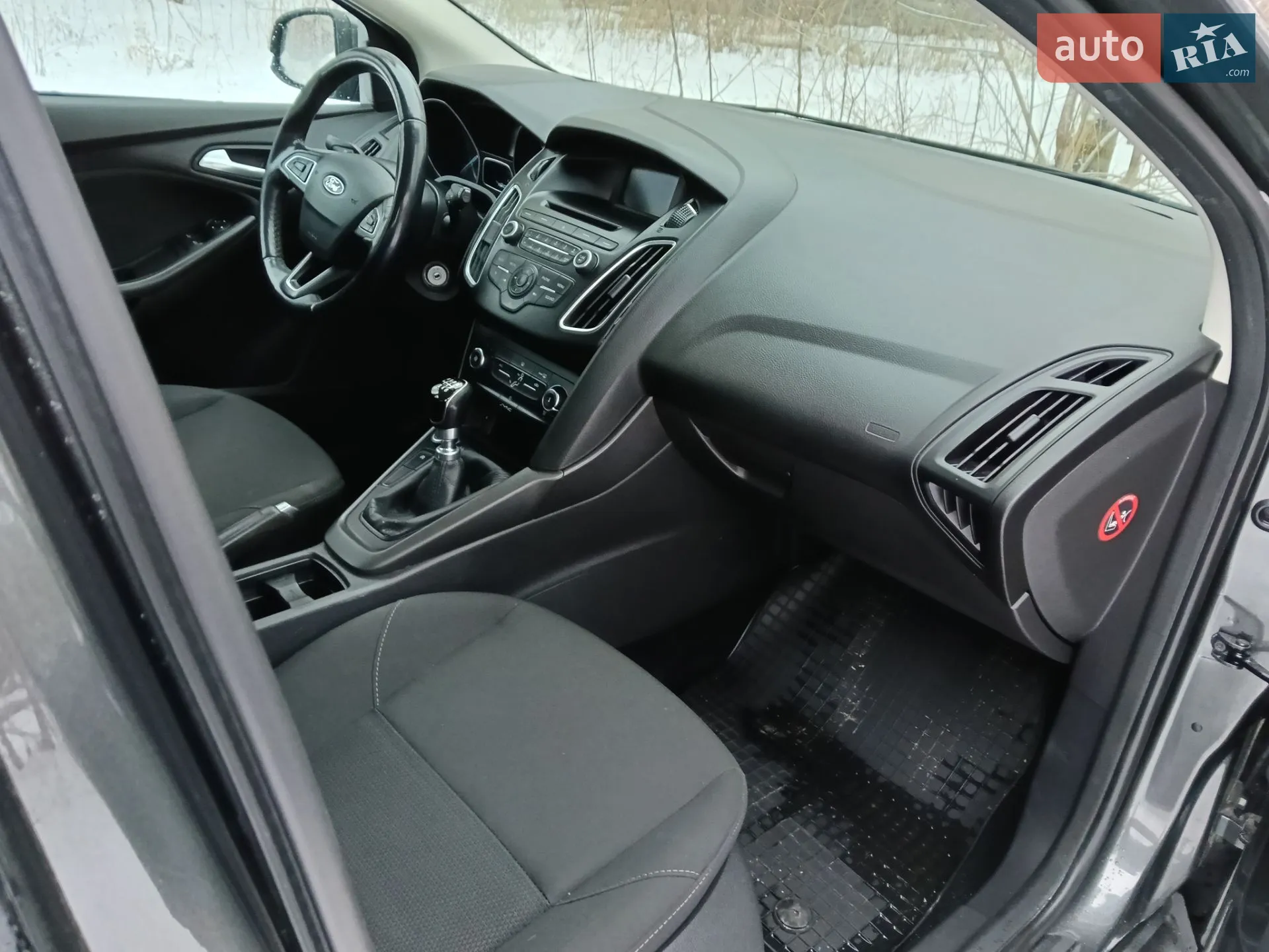 2015 Ford Focus - мініатюра 18