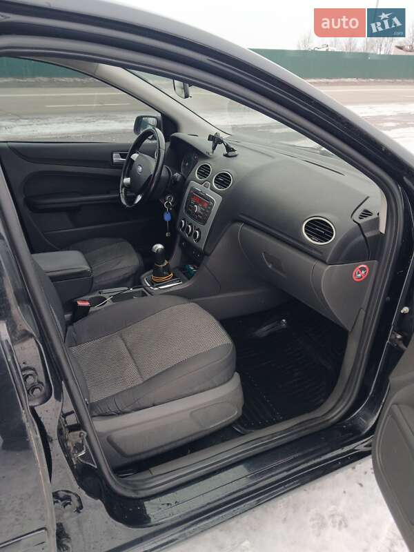 Хэтчбек Ford Focus 2007 в Киеве