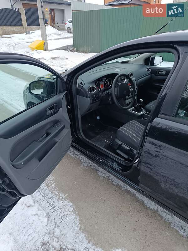 Универсал Ford Focus 2010 в Хмельницком фото 16 Универсал Ford Focus 2010 в Хмельницком