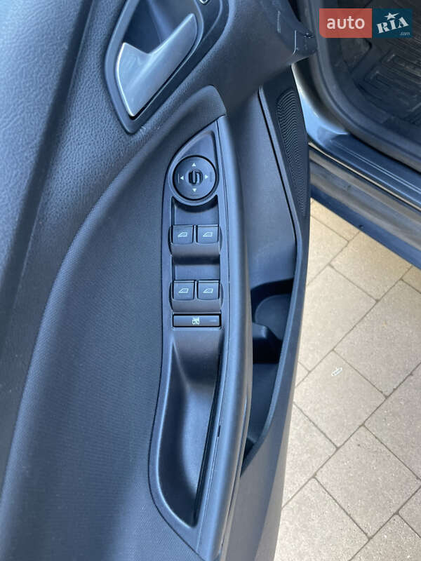Седан Ford Focus 2017 в Ужгороде