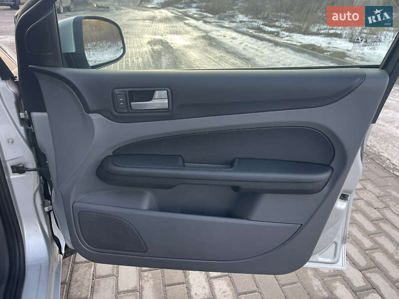 Універсал Ford Focus 2008 в Рівному