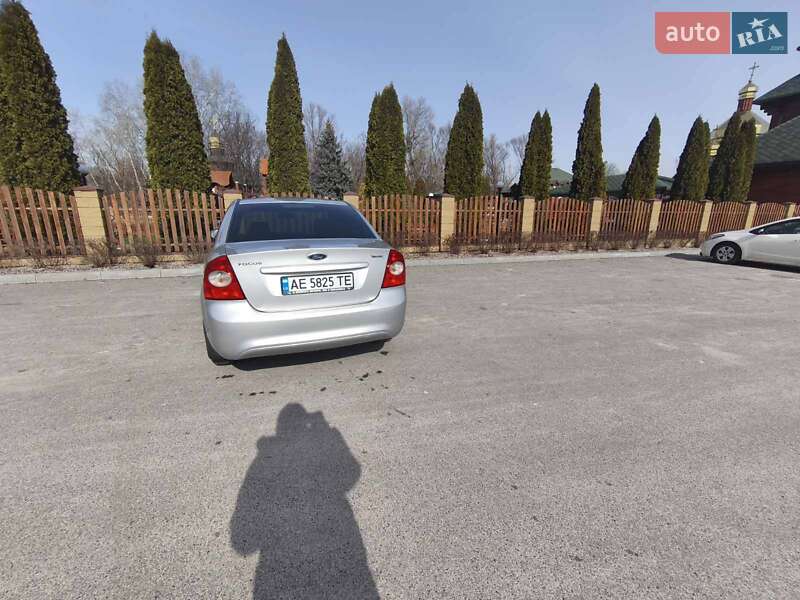 Седан Ford Focus 2010 в Днепре