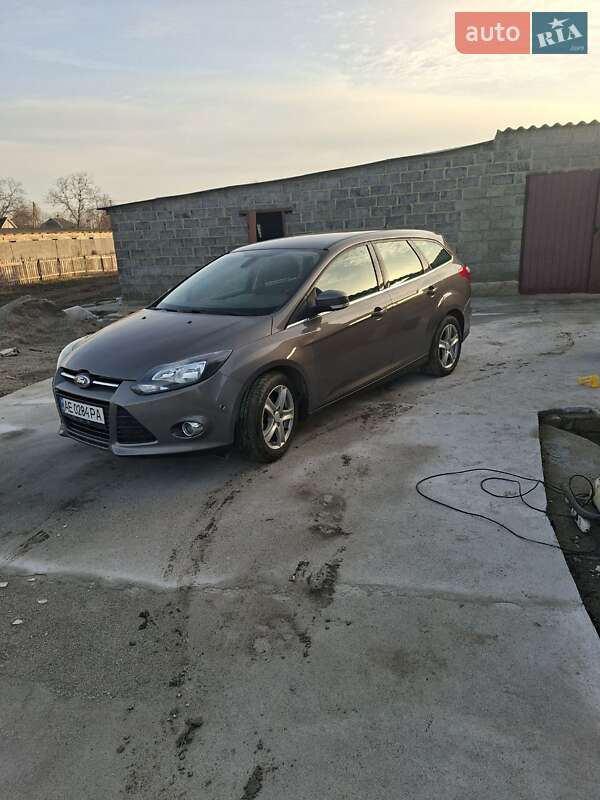 2013 Ford Focus, VIN WF0LXXGCBLDJ58613:plate — фото 1 (autoria)