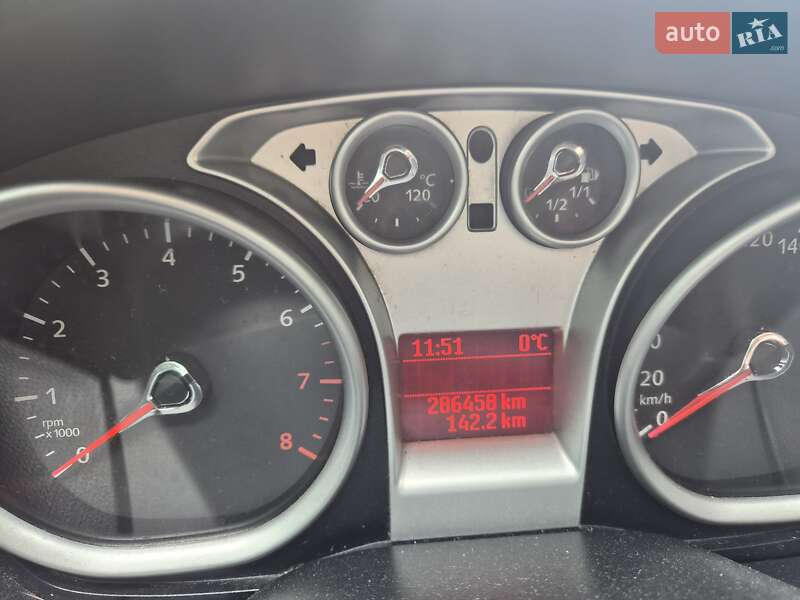 Хэтчбек Ford Focus 2010 в Ивано-Франковске