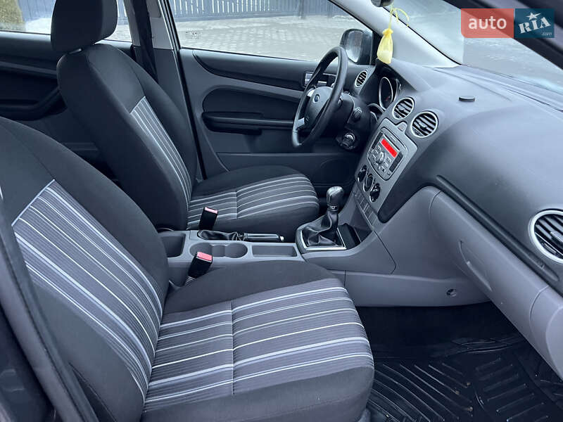 Універсал Ford Focus 2009 в Ізяславі