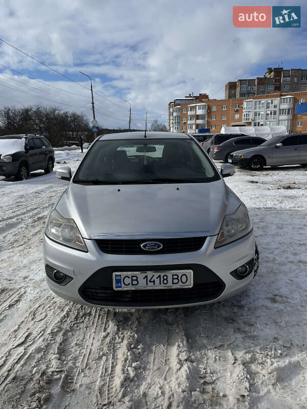 Хетчбек Ford Focus 2009 в Чернігові фото 3 Хетчбек Ford Focus 2009 в Чернігові