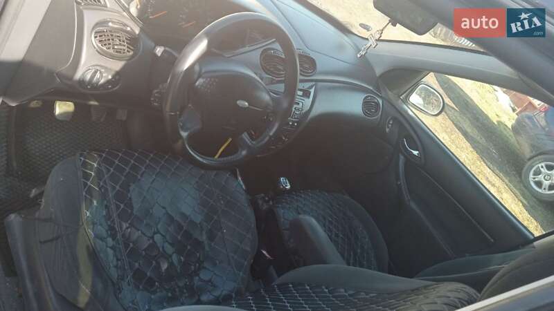 Универсал Ford Focus 2000 в Львове