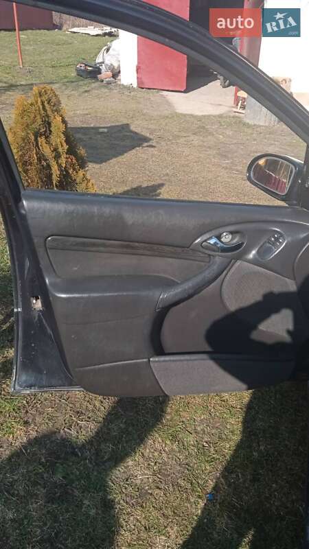 Универсал Ford Focus 2000 в Львове