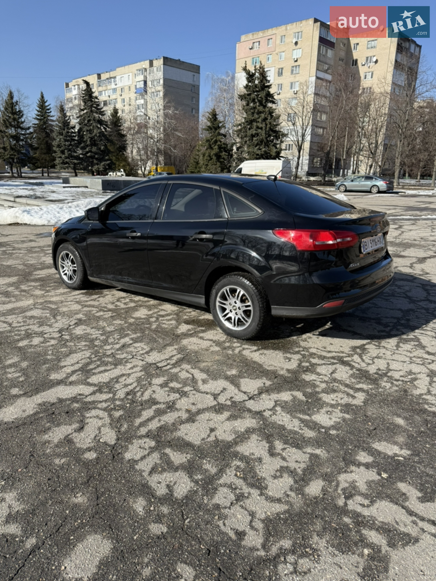 Ford Focus 2016 VIN 1FADP3E20GL379847 фото оголошення 4 з 15