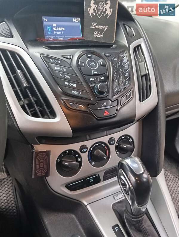 Седан Ford Focus 2014 в Новомосковську фото 13 Седан Ford Focus 2014 в Новомосковську