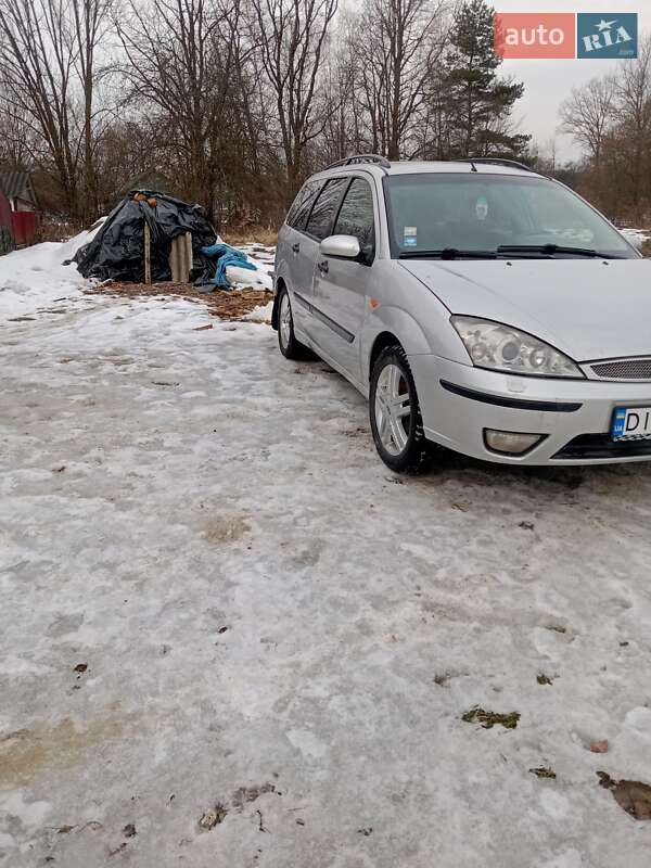 Универсал Ford Focus 2003 в Черновцах