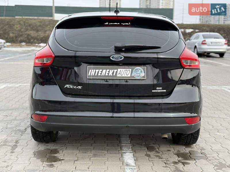 Хэтчбек Ford Focus 2016 в Киеве