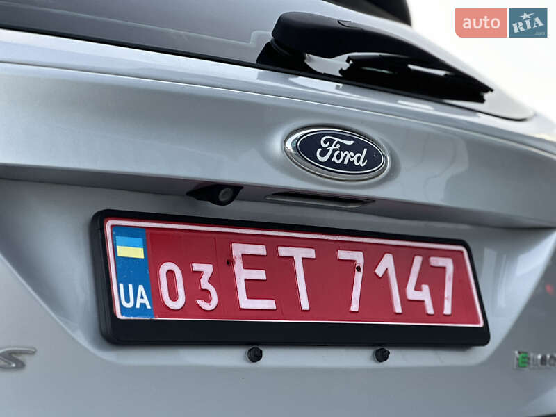 Хетчбек Ford Focus 2014 в Володимирі