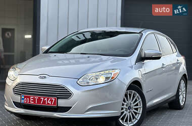 Хэтчбек Ford Focus 2014 в Владимире