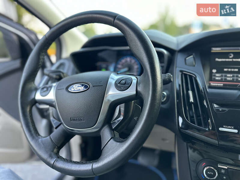 Хетчбек Ford Focus 2014 в Володимирі