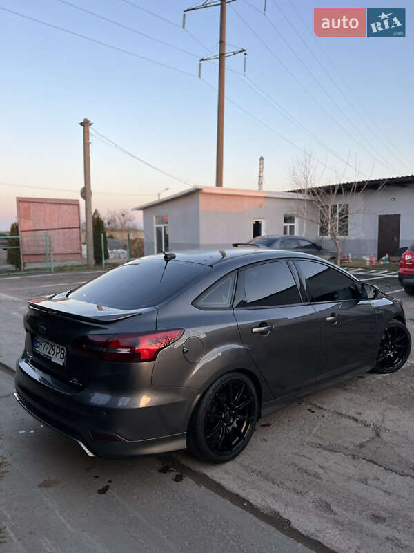 Седан Ford Focus 2015 в Одессе