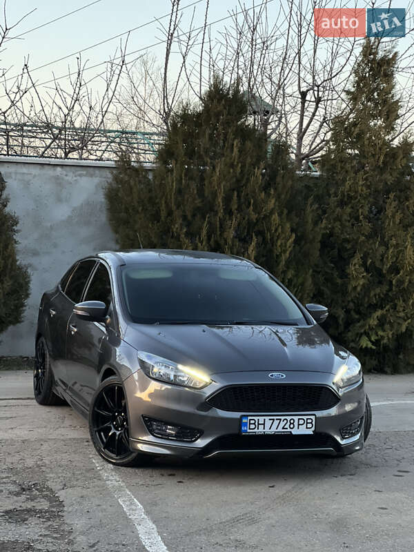 Седан Ford Focus 2015 в Одессе