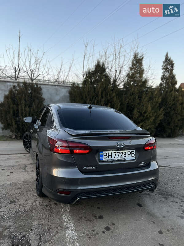 Седан Ford Focus 2015 в Одессе
