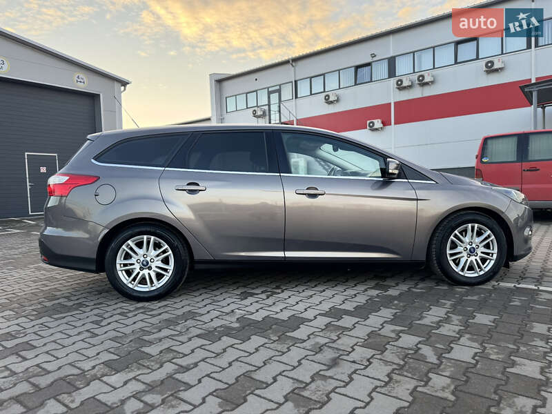 Универсал Ford Focus 2012 в Нововолынске
