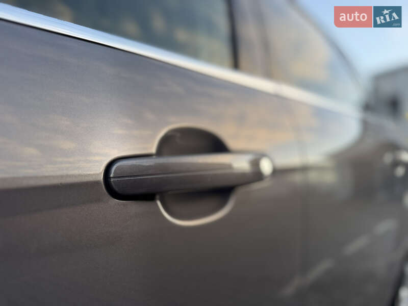 Универсал Ford Focus 2012 в Нововолынске