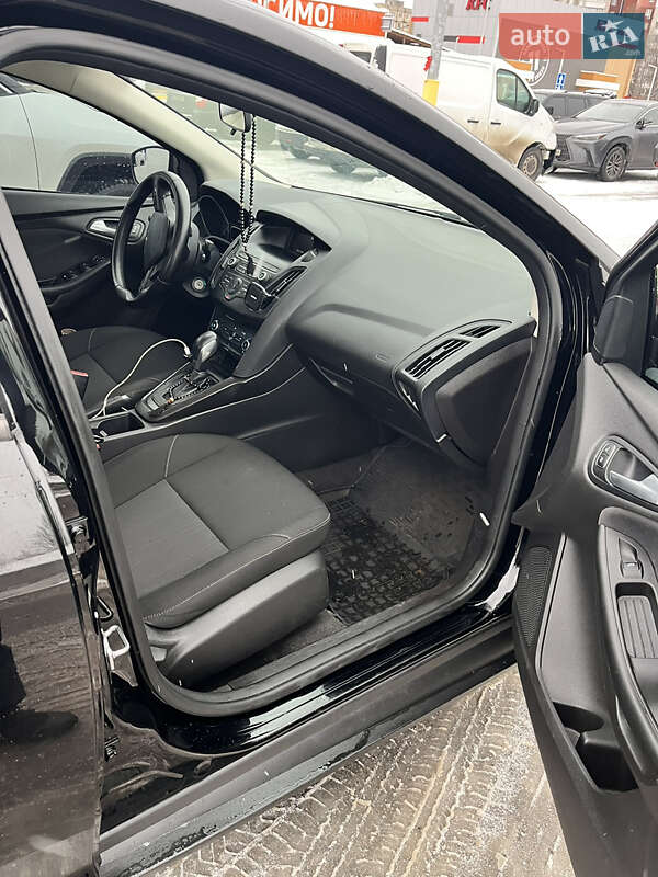 Седан Ford Focus 2018 в Дніпрі