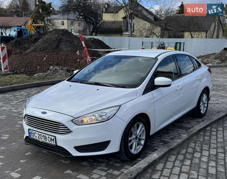 Хетчбек Ford Focus 2017 в Львові фото 3 Хетчбек Ford Focus 2017 в Львові