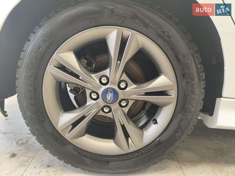 Хетчбек Ford Focus 2013 в Броварах фото 31 Хетчбек Ford Focus 2013 в Броварах