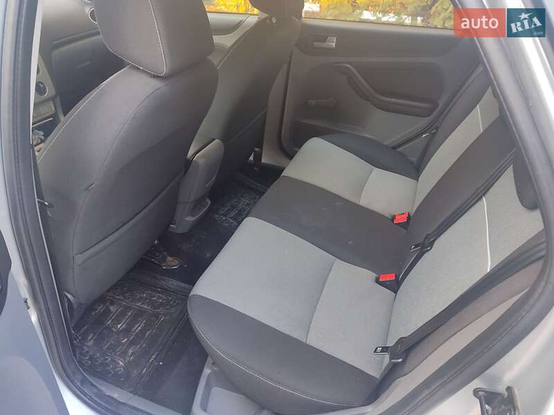 Хэтчбек Ford Focus 2012 в Тернополе