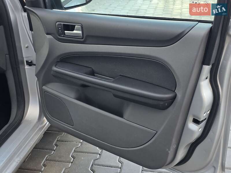 Універсал Ford Focus 2008 в Тернополі фото 26 Універсал Ford Focus 2008 в Тернополі