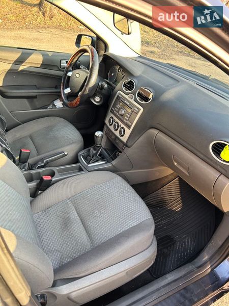 Хэтчбек Ford Focus 2007 в Львове