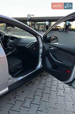 Седан Ford Focus 2011 в Луцке