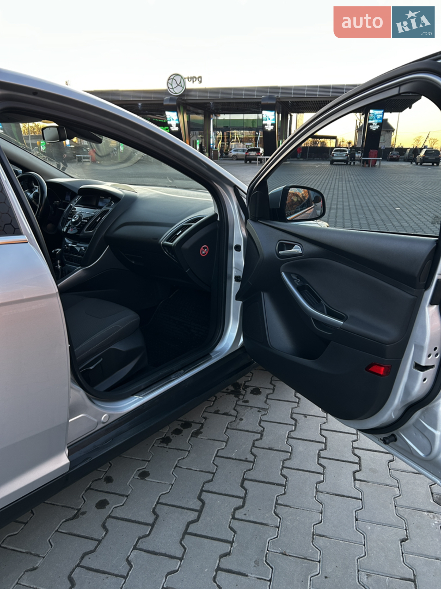 2011 Ford Focus - мініатюра 9