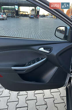 Седан Ford Focus 2011 в Луцке