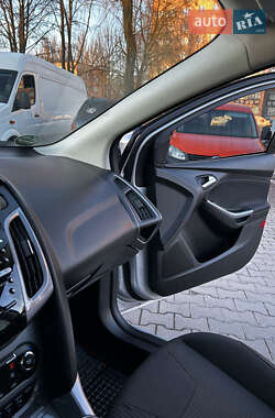 Седан Ford Focus 2011 в Луцке