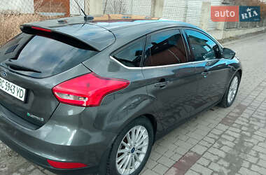 Хэтчбек Ford Focus 2017 в Львове