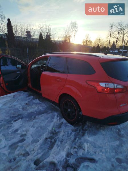 Универсал Ford Focus 2011 в Надворной