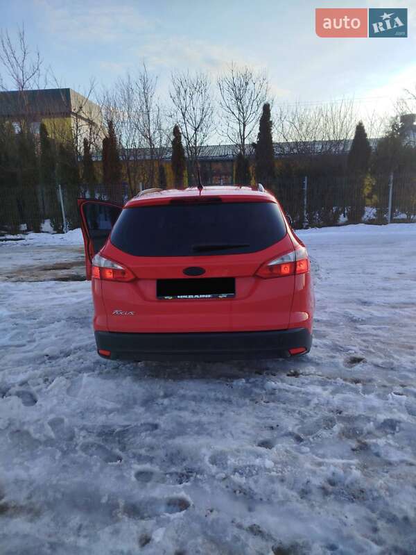 Универсал Ford Focus 2011 в Надворной