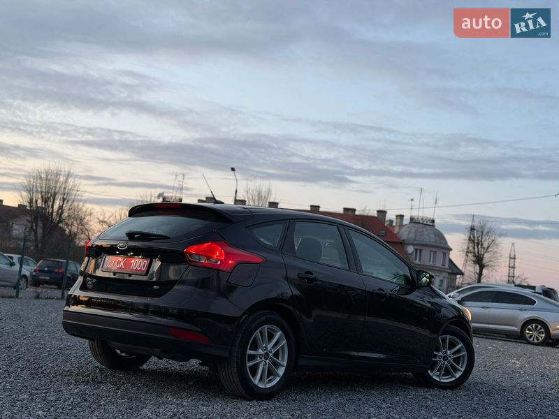 Хетчбек Ford Focus 2017 в Дрогобичі