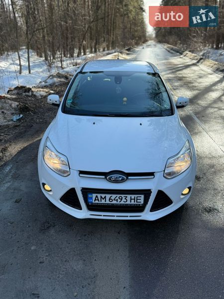 Хэтчбек Ford Focus 2014 в Житомире