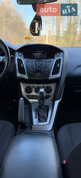 Хэтчбек Ford Focus 2014 в Житомире