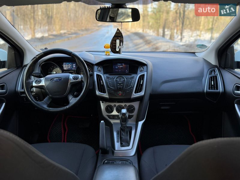 Хэтчбек Ford Focus 2014 в Житомире