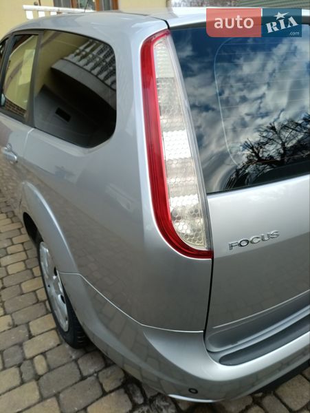 Универсал Ford Focus 2010 в Киеве
